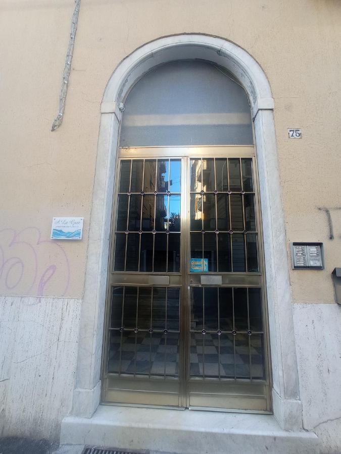 Ferienwohnung A La Gare La Spezia Exterior foto