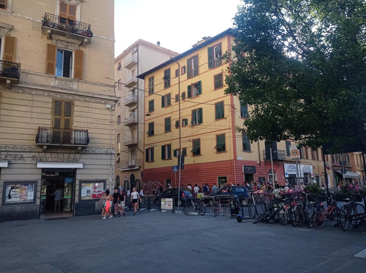 Ferienwohnung A La Gare La Spezia Exterior foto