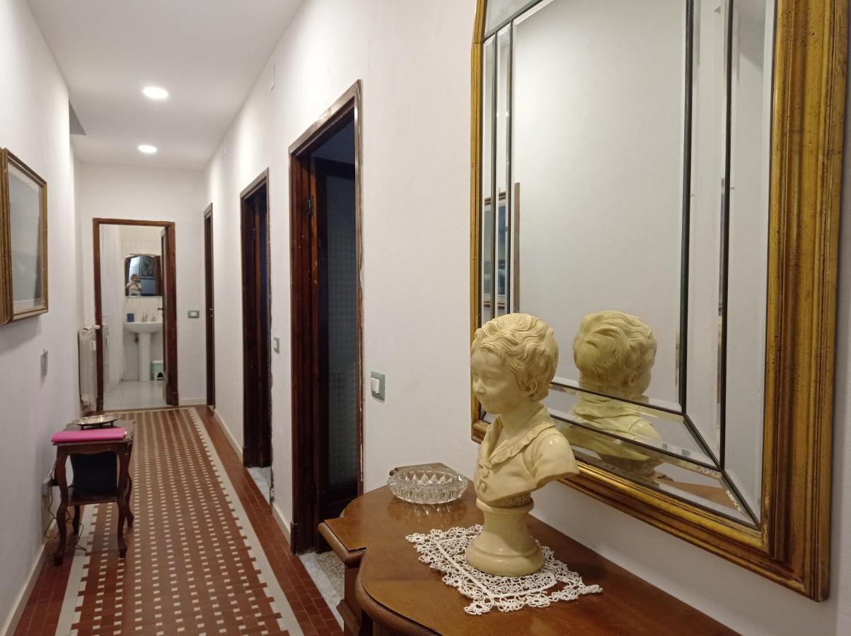 Ferienwohnung A La Gare La Spezia Exterior foto