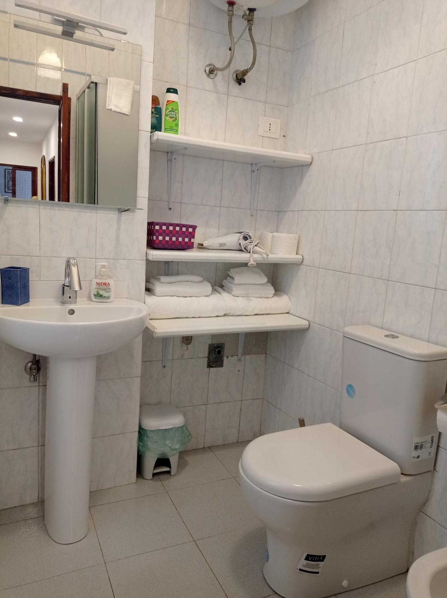Ferienwohnung A La Gare La Spezia Exterior foto